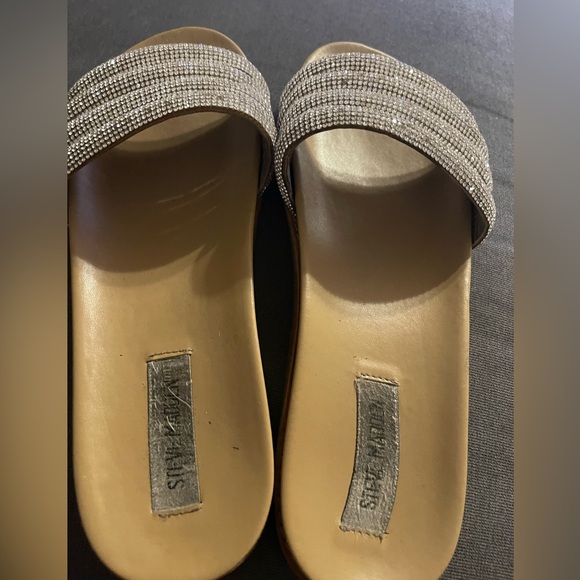 3 pairs of beautiful pre love shoes, 1 DKNY 1 Steve Madden, and 1 soda  - Picture 5 of 13